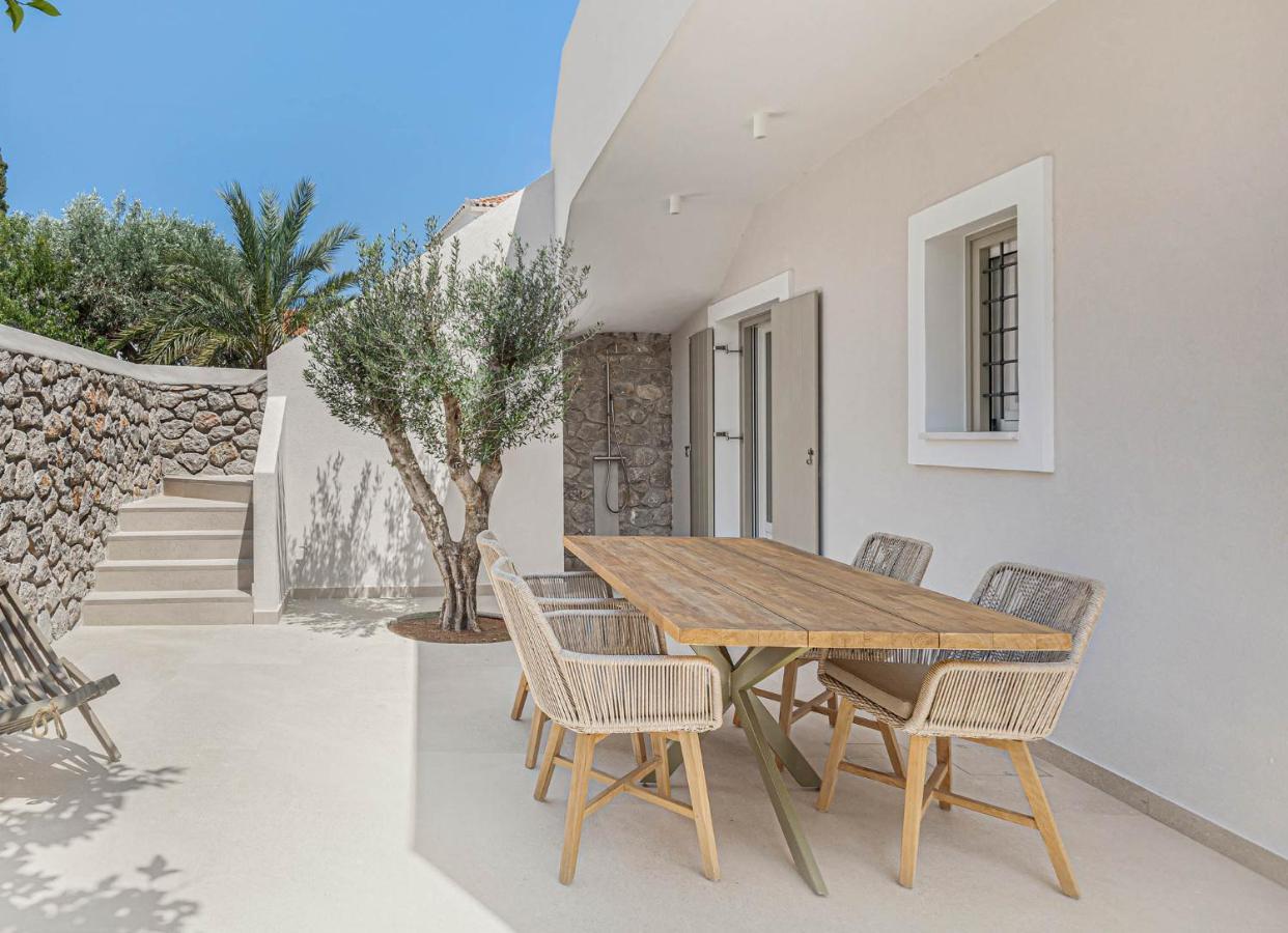 Pearl House - Luxurious New Beach Villa In Spetses Stunning View Ligoneri 外观 照片